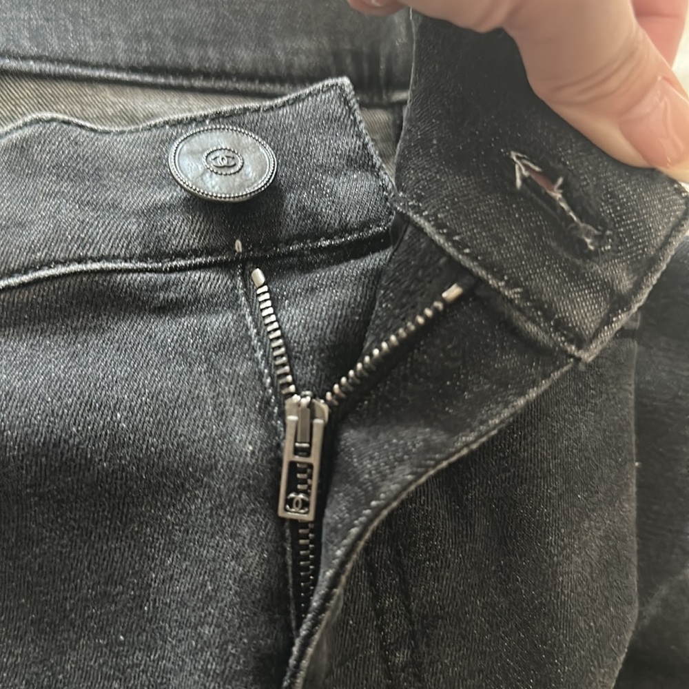 20B CHANEL skinny leg jeans size 36 - Picture 14 of 16